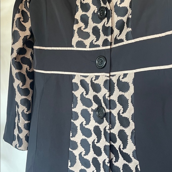 TAIFUN Vintage Graphic Paisley Duster Blazer | Longline Jacket | Noir/Sand - Picture 4 of 16